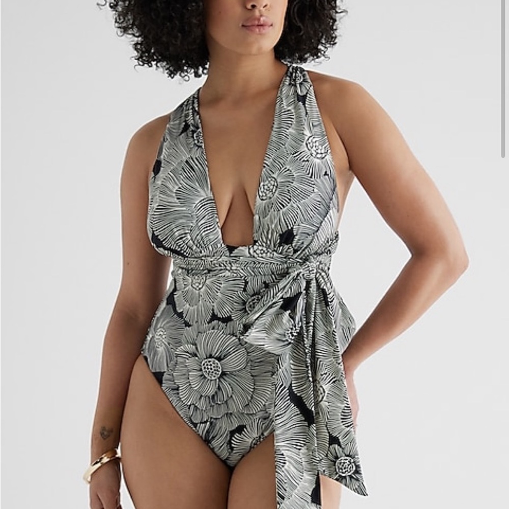 NWT Express Black and White Floral One-Piece Swimsuit